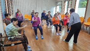 24/7 혜명양로원의 활력 비타민! 격주로 찾아오는 웃음치료 시간!